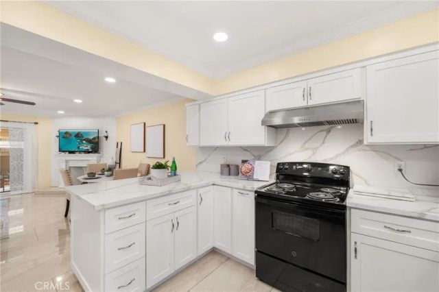 3139 E Chapman 3B, Orange, CA 92869