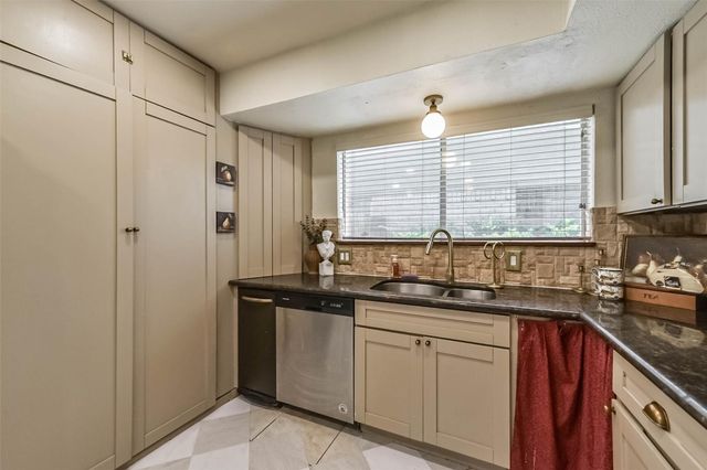 11102 Kirkridge Drive, Houston, TX 77089