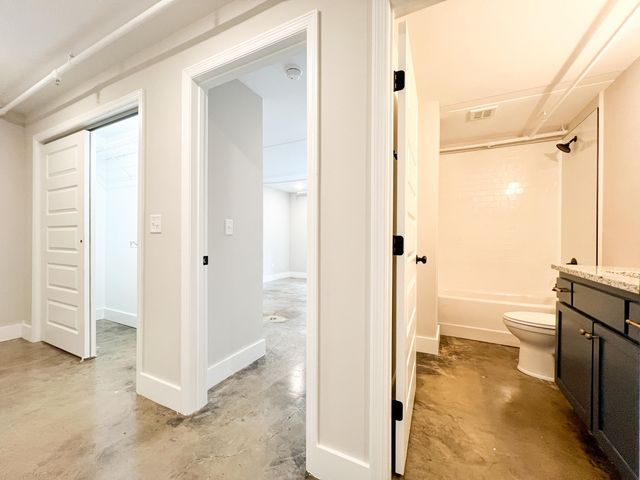 614 E Main Street 104, Chattanooga, TN 37402