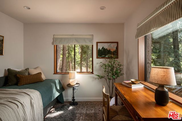 413 Cimarron Lane, Lake Arrowhead, CA 92352