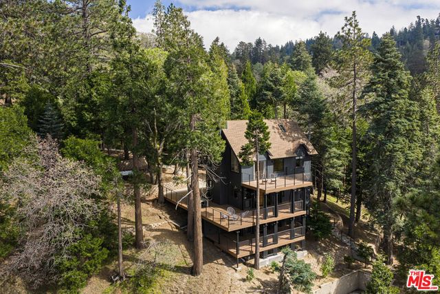 413 Cimarron Lane, Lake Arrowhead, CA 92352
