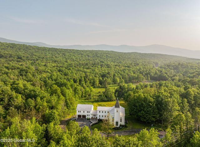 1174 Potter Mountain Road, Gilboa, NY 12076