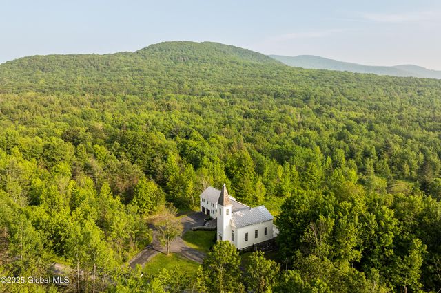 1174 Potter Mountain Road, Gilboa, NY 12076