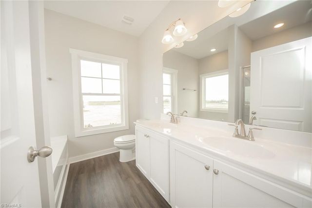 1010 Fairfield Drive, Yadkinville, NC 27055