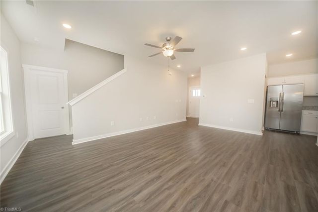 1010 Fairfield Drive, Yadkinville, NC 27055