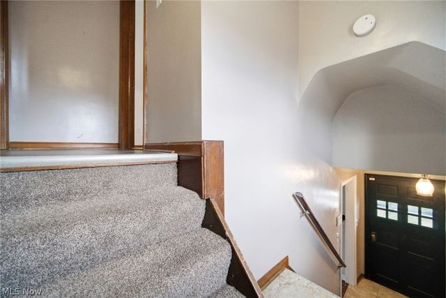 5918 Maplewood Road, Mayfield Heights, OH 44124