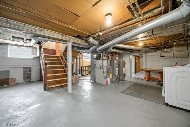 5918 Maplewood Road, Mayfield Heights, OH 44124