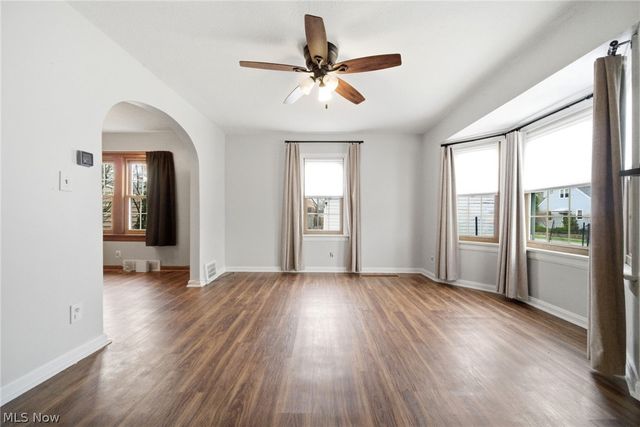 5918 Maplewood Road, Mayfield Heights, OH 44124