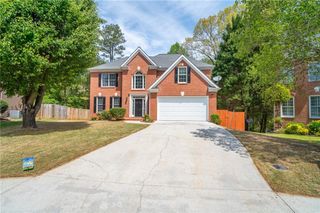 3819 Meandering Way SW, Lilburn, GA 30047
