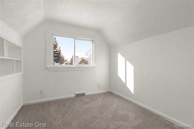 16828 Steel Street, Detroit, MI 48235