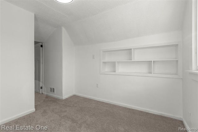 16828 Steel Street, Detroit, MI 48235