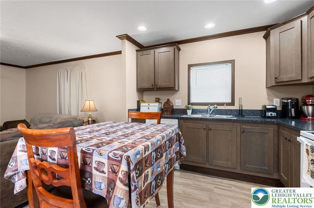 226 Greenbriar Drive South, Allen Twp, PA 18014