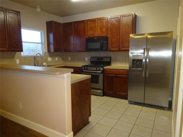 4918 Landward Lane, Houston, TX 77066