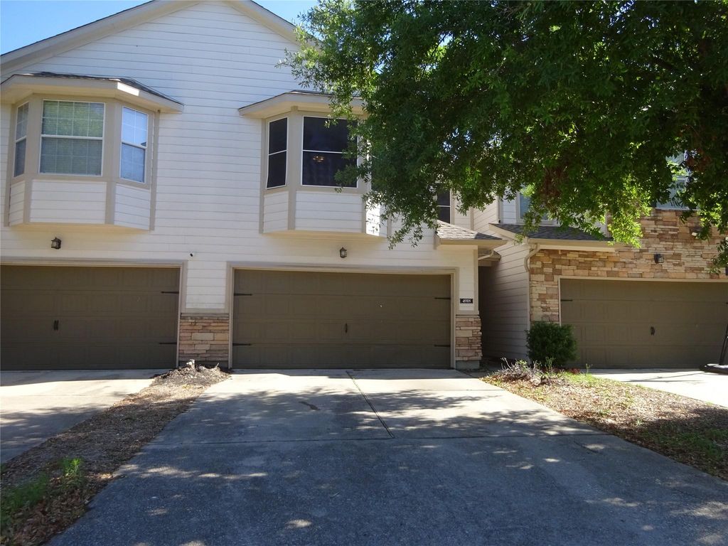 4918 Landward Lane, Houston, TX 77066