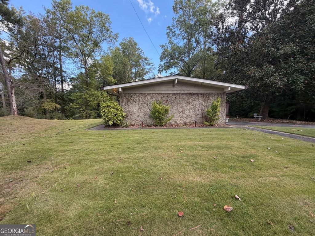 2550 Headland Drive, East Point, GA 30344 — photo 4