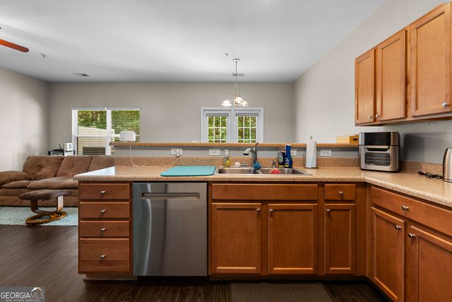 143 Granite Way, Newnan, GA 30265
