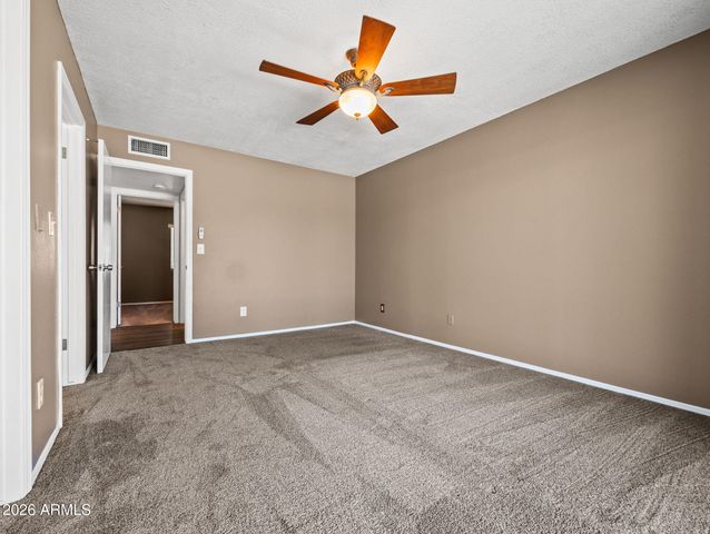 10601 N 72nd Avenue, Peoria, AZ 85345