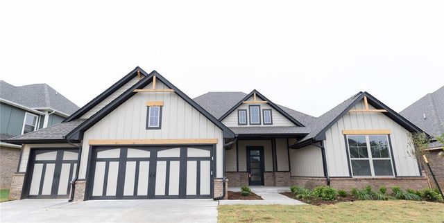 9312 NW 116th Street, Yukon, OK 73099