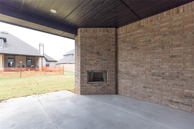 9312 NW 116th Street, Yukon, OK 73099