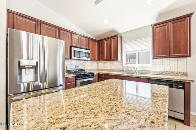 168 W Calle Patio Lindo, Sahuarita, AZ 85629