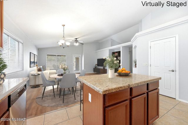 168 W Calle Patio Lindo, Sahuarita, AZ 85629