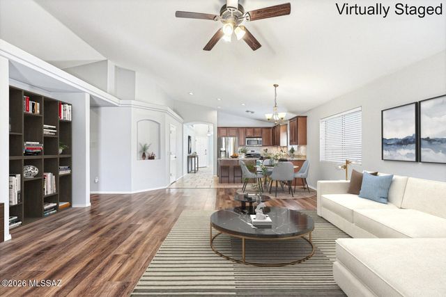 168 W Calle Patio Lindo, Sahuarita, AZ 85629