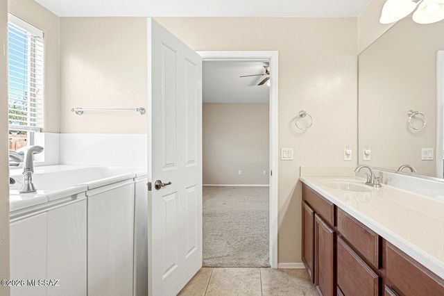 168 W Calle Patio Lindo, Sahuarita, AZ 85629