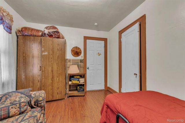 18944 Santa Barbara Drive, Detroit, MI 48221