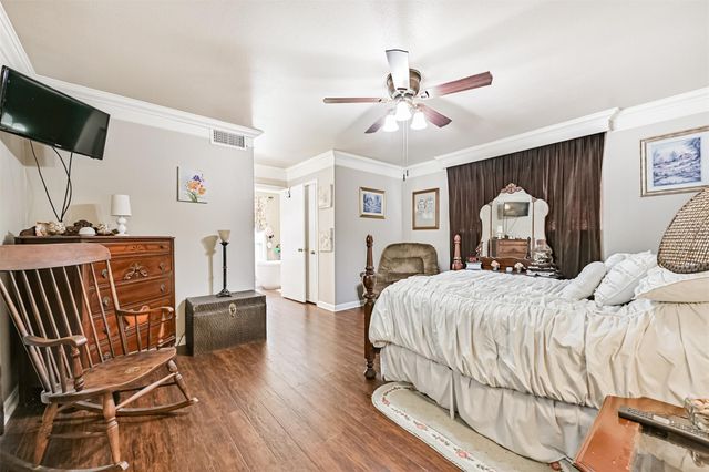 114 Wyndwood Drive, Seabrook, TX 77586