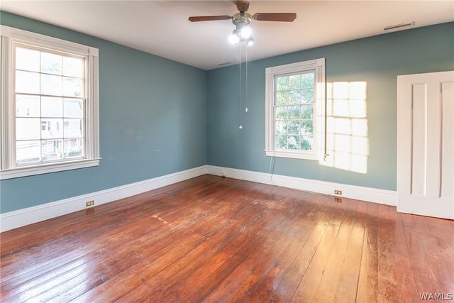 905 Almon Ave, Tuscaloosa, AL 35401