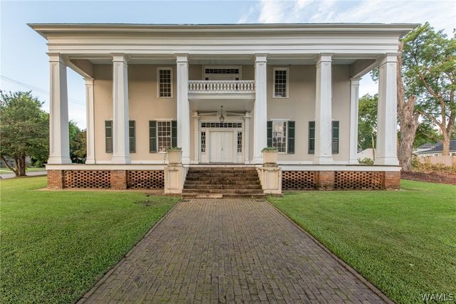 905 Almon Ave, Tuscaloosa, AL 35401