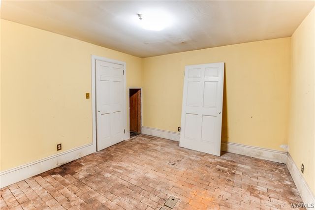 905 Almon Ave, Tuscaloosa, AL 35401