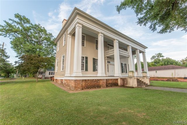 905 Almon Ave, Tuscaloosa, AL 35401