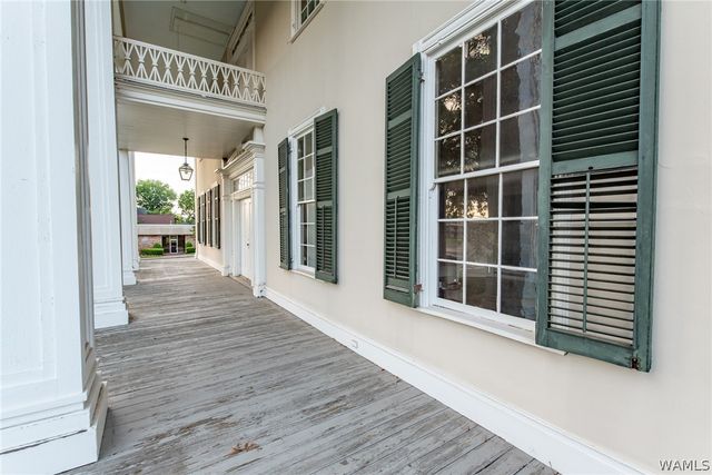 905 Almon Ave, Tuscaloosa, AL 35401