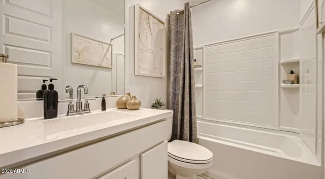 2126 W RUTLEDGE Avenue, Apache Junction, AZ 85120