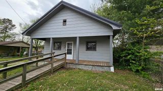 202 S LIBERTY Street, Marion, IL 62959