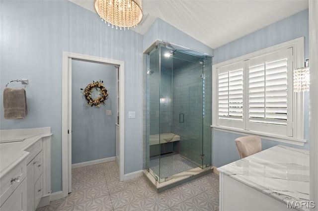 2104 N Ballas Road, Town And Country, MO 63131