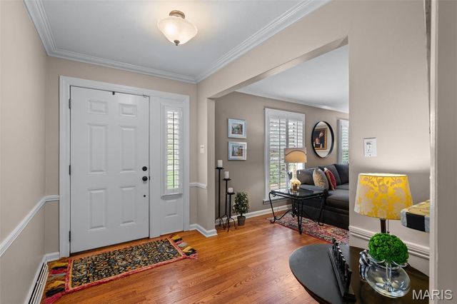 2104 N Ballas Road, Town And Country, MO 63131