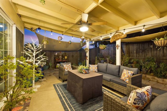 5742 Lorella Way, Sacramento, CA 95842