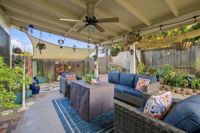 5742 Lorella Way, Sacramento, CA 95842