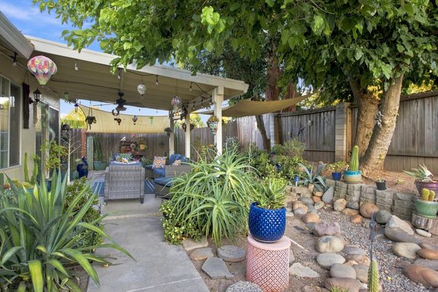 5742 Lorella Way, Sacramento, CA 95842