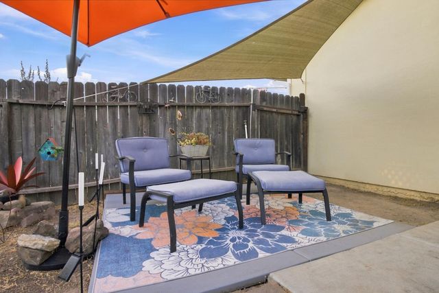 5742 Lorella Way, Sacramento, CA 95842