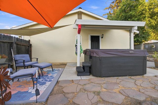 5742 Lorella Way, Sacramento, CA 95842