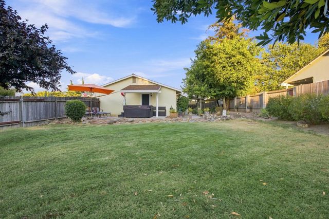 5742 Lorella Way, Sacramento, CA 95842