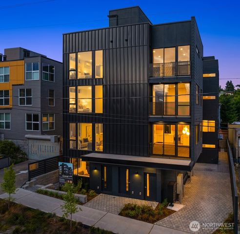 3616 Francis Avenue N, Seattle, WA 98103