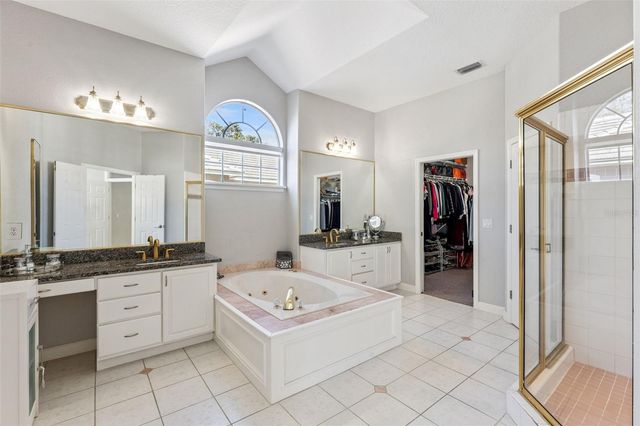 9833 CAMBERLEY CIRCLE, Orlando, FL 32836