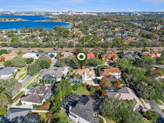 9833 CAMBERLEY CIRCLE, Orlando, FL 32836