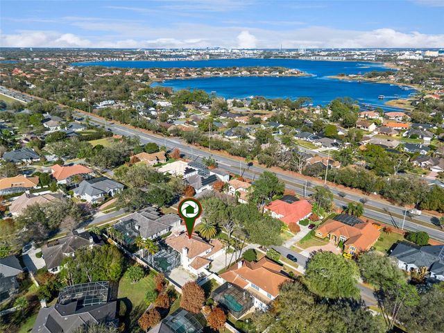 9833 CAMBERLEY CIRCLE, Orlando, FL 32836