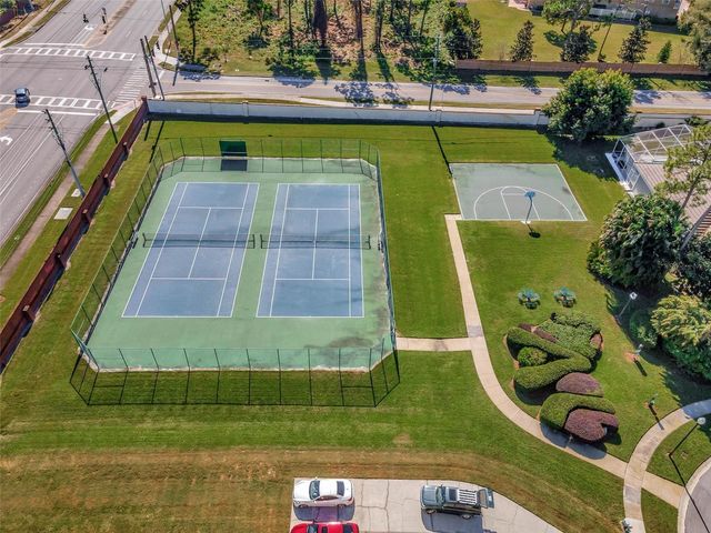 9833 CAMBERLEY CIRCLE, Orlando, FL 32836