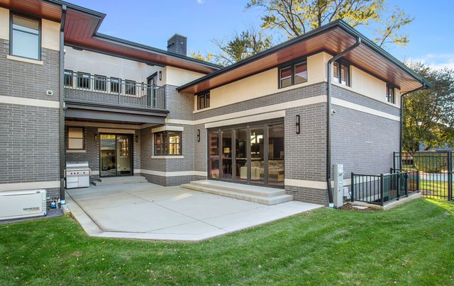 6505 N Knox Avenue, Lincolnwood, IL 60645